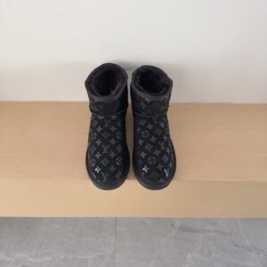 UGG and LV co-branded parent-child boots