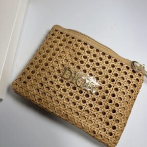 D  original makeup bag(with original case)