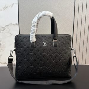 Lulu document bag