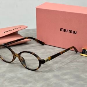 sunglasses  5519