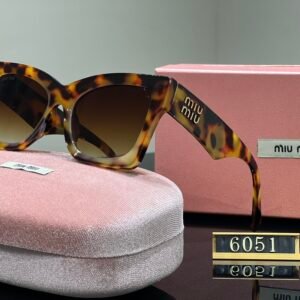 sunglasses  6051