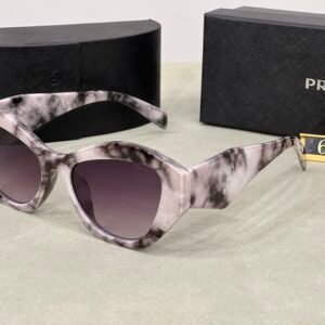 sunglasses  6074