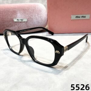 sunglasses  5526