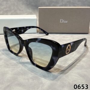 sunglasses  0653