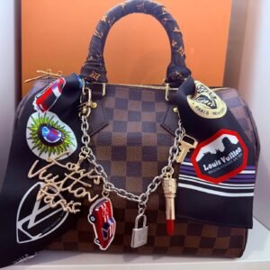 Lulu bag chain charm