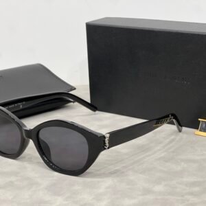 sunglasses 8157