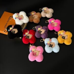 Lulu ponpon vivien bagcharm