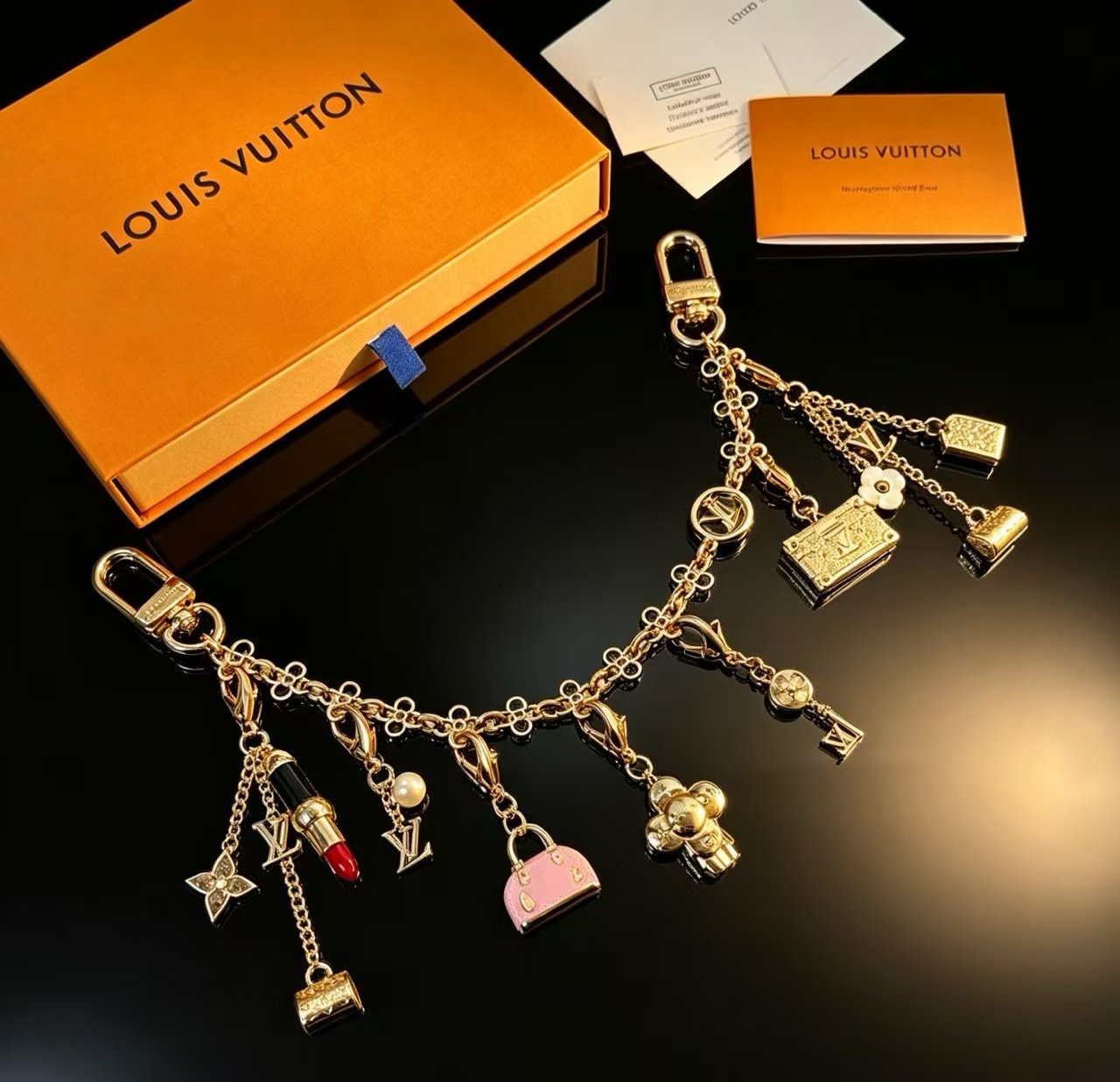 Lulu chain charms