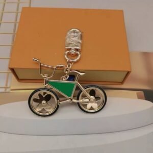 lulu keychain -bicycle
